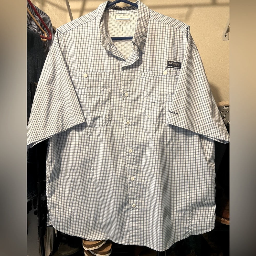 Mens Never Worn Columbia PFG fishing shirt brand new